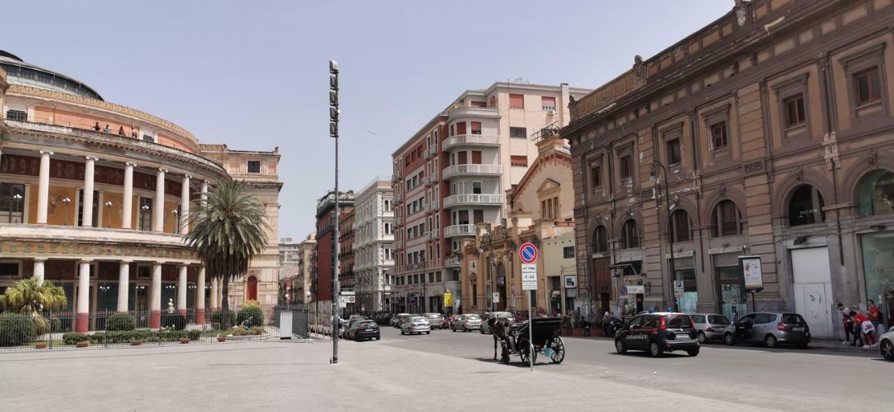 La Chiostrina In Centro Apartment Palermo Luaran gambar